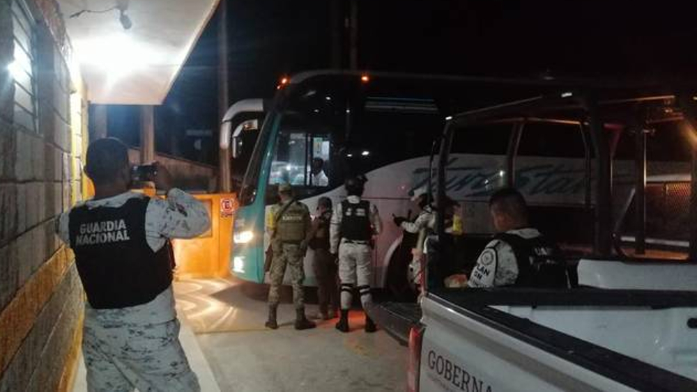 Rescatan en Veracruz a 112 migrantes centroamericanos