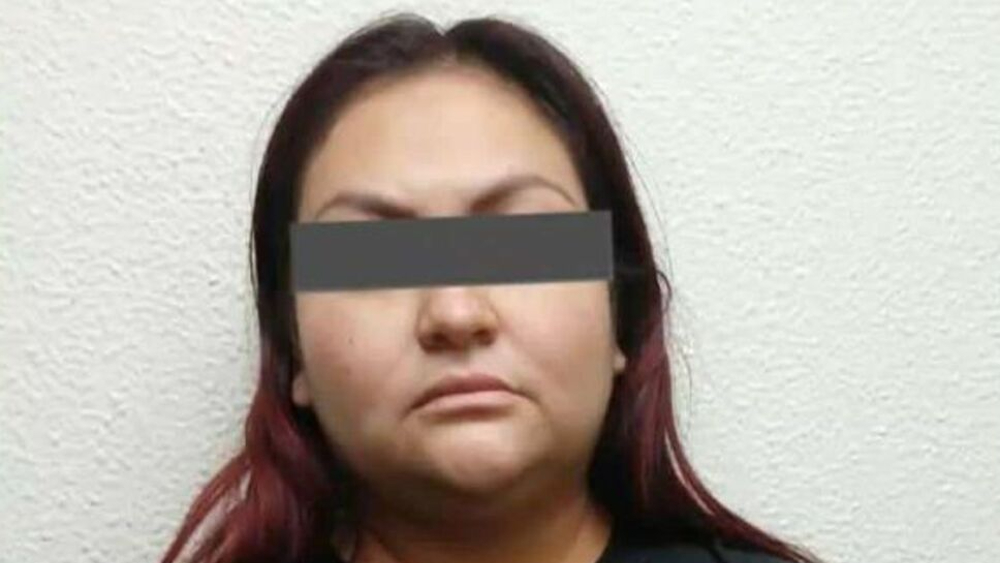 Capturan por robo a mujer en Nuevo León; cazaba a víctimas por Tinder Capturan por robo a mujer en Nuevo León; cazaba a víctimas por Tinder