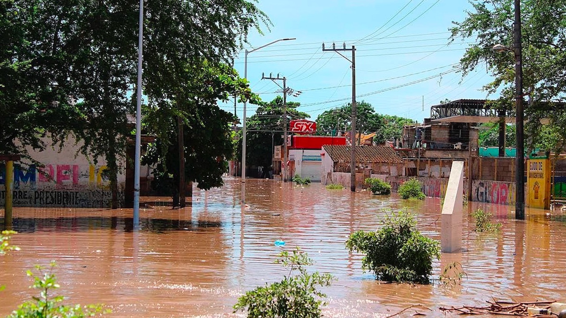 Al menos tres desaparecidos tras paso de Pamela por Nayarit