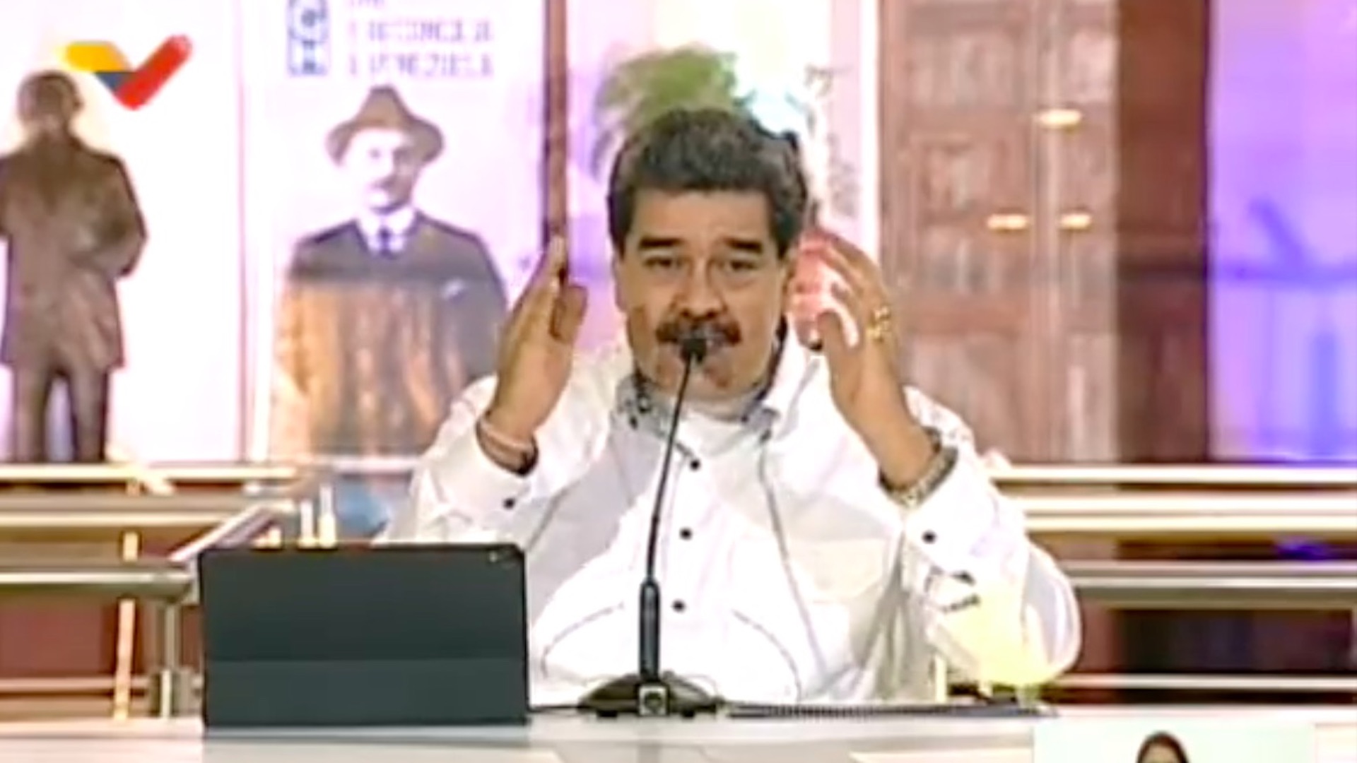 Maduro califica como “neonazi” a Bolsonaro tras declaraciones contra vacunas Maduro califica como “neonazi” a Bolsonaro tras declaraciones contra vacunas