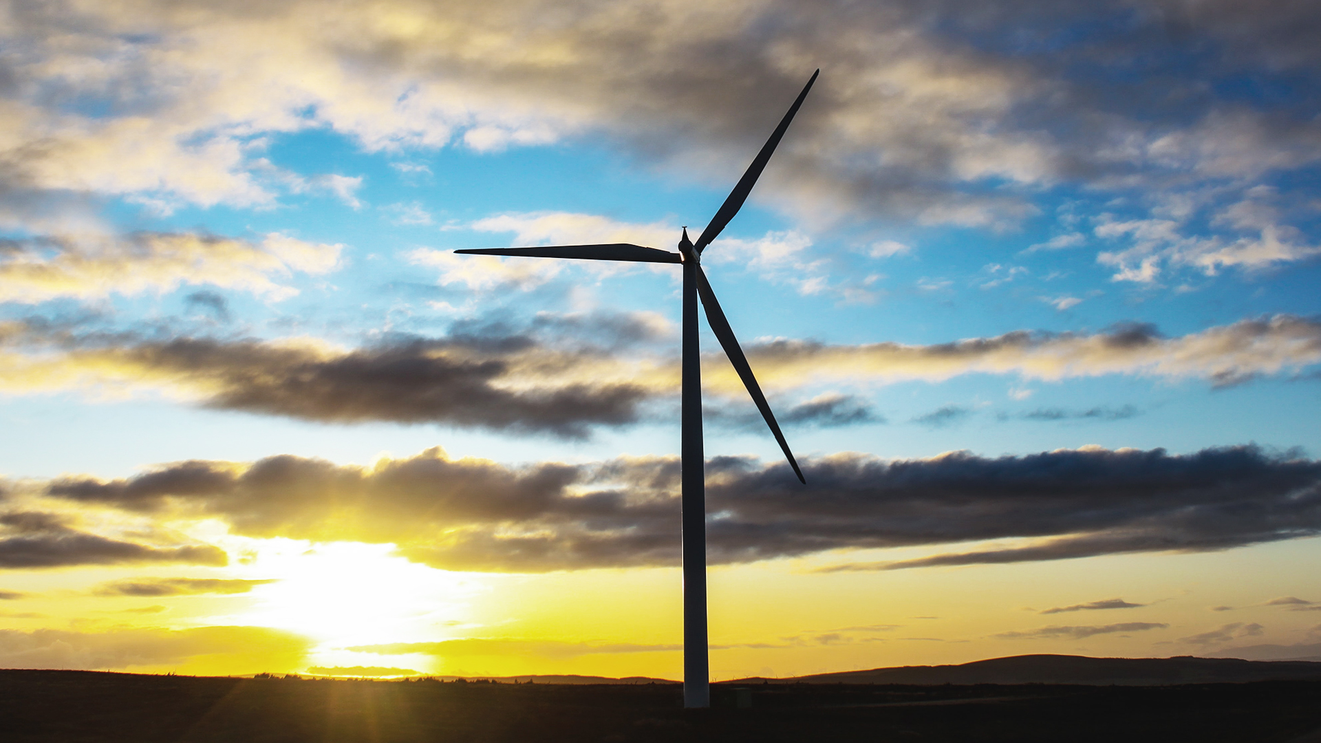 Reino Unido se compromete a generar electricidad de fuentes renovables para 2035