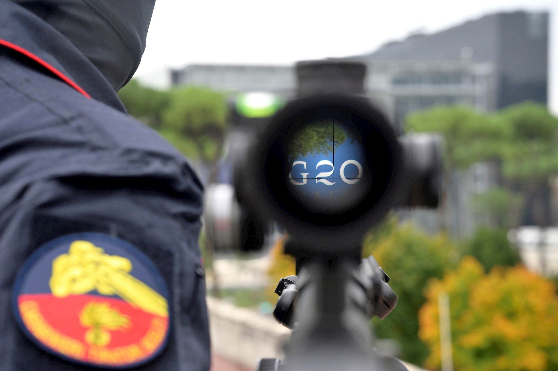 Los estudiantes protestan en Roma por la escuela pública en víspera del G20