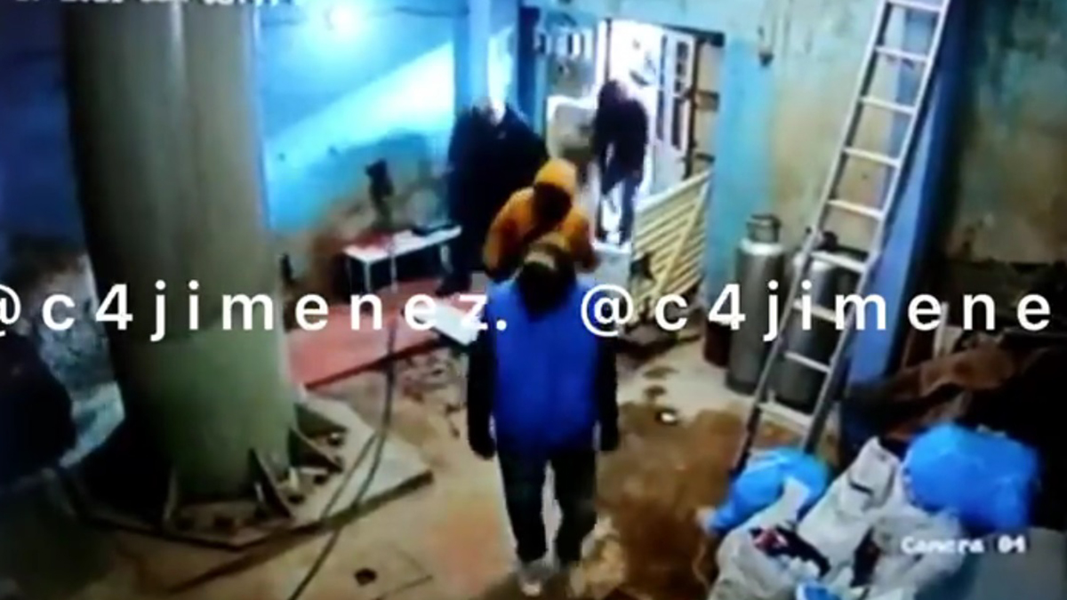 #Video Presuntos miembros de La Unión intentan despojar de casa a matrimonio; hay 28 detenidos