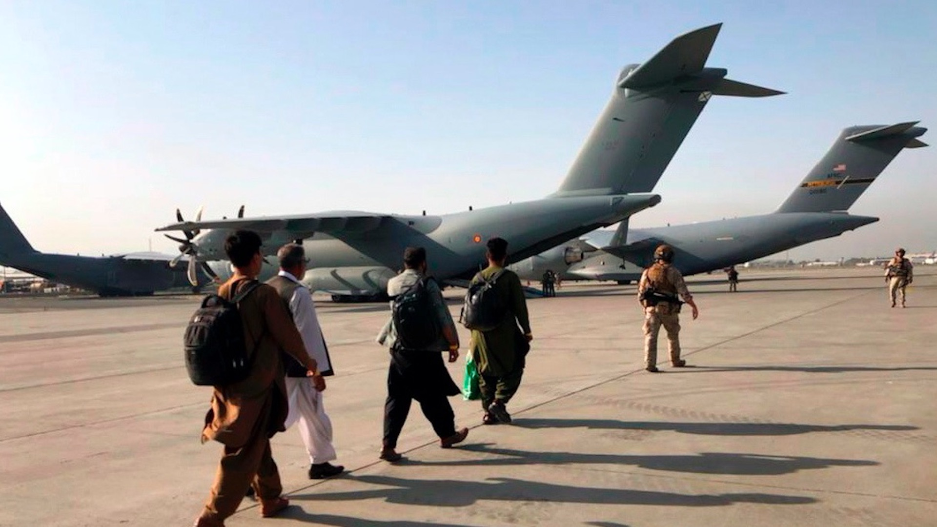 Talibanes aseguran que buscan “relaciones positivas” con EE.UU.