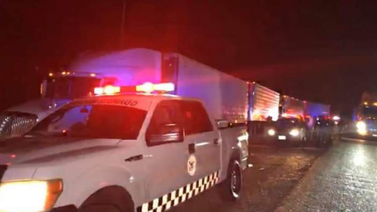 Hallan en Tamaulipas a cientos de migrantes; viajaban en contenedores