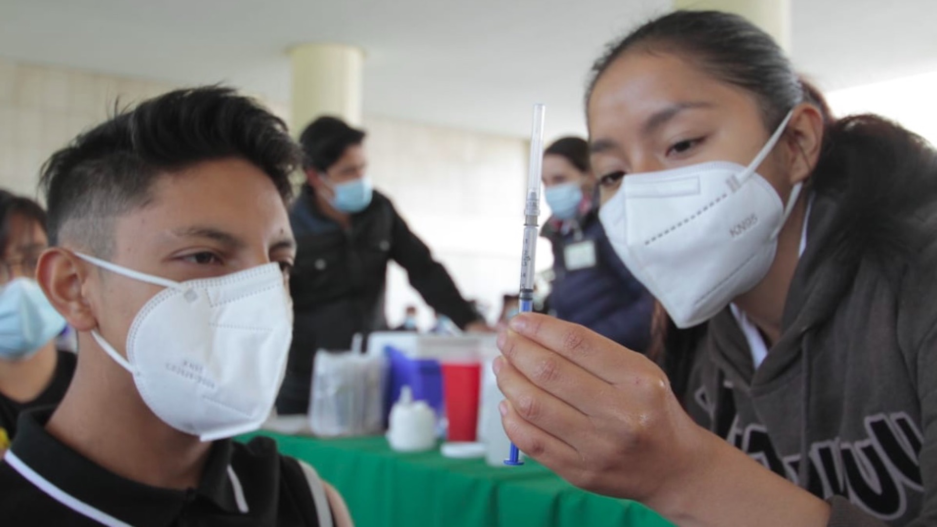 Cerca de 150 mil personas no se aplicaron segunda dosis y 100 mil no se vacunaron en CDMX