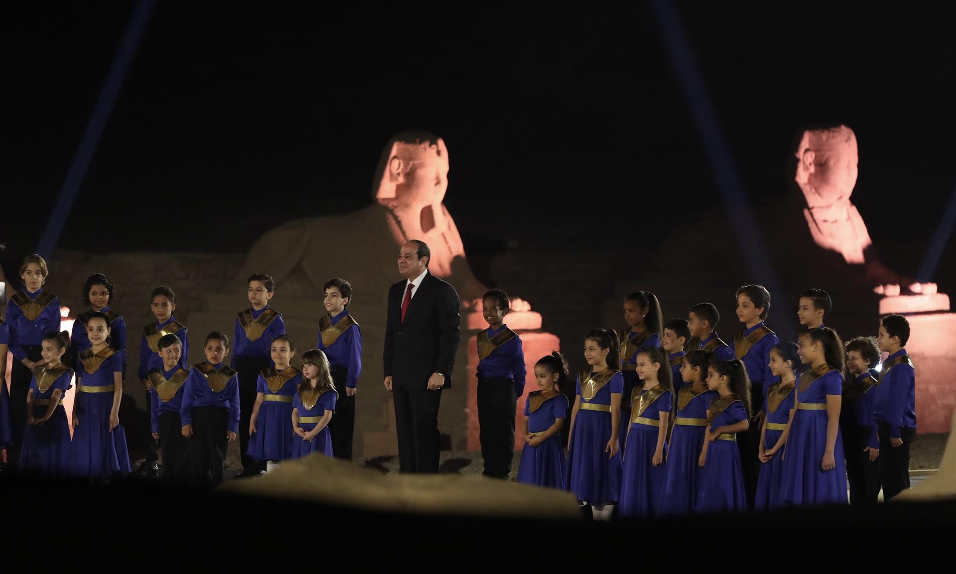 Egipto revive el esplendor de Luxor con un espectáculo de evocación faraónica Egipto revive el esplendor de Luxor con un espectáculo de evocación faraónica