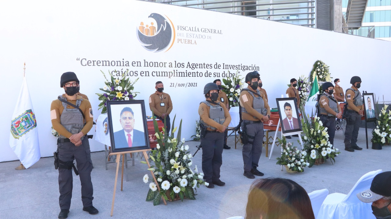 Investigan asesinato en Tecamachalco de tres agentes ministeriales Investigan asesinato en Tecamachalco de tres agentes ministeriales