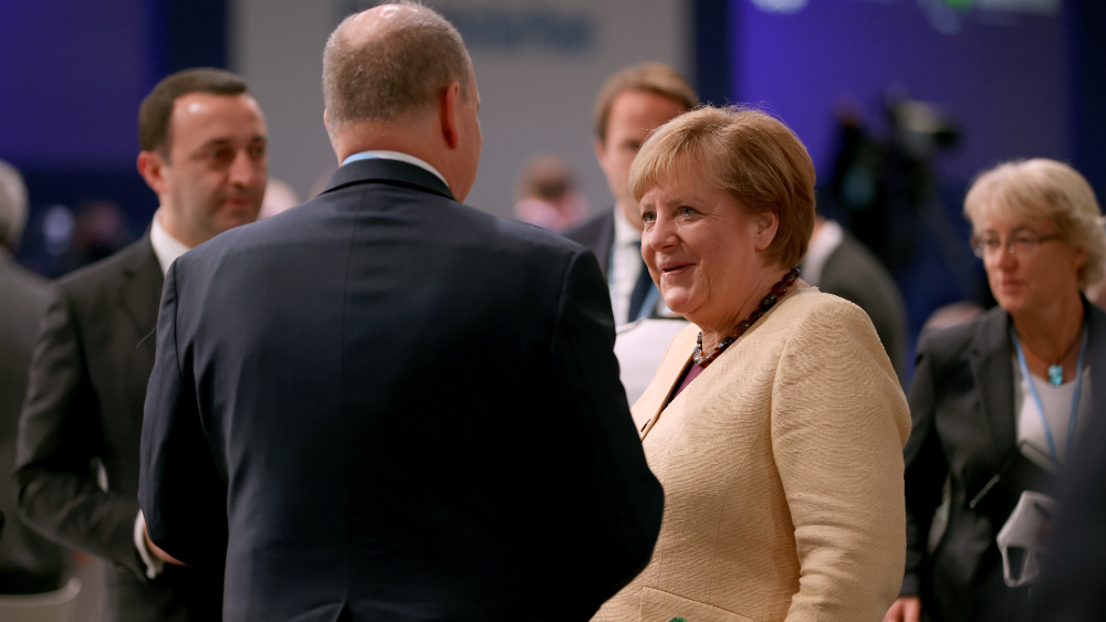 Merkel insta a reducir más las emisiones para llegar a “donde hay que estar” Merkel insta a reducir más las emisiones para llegar a “donde hay que estar”