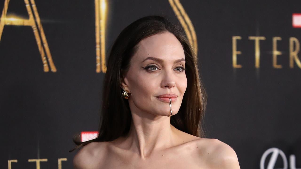 Joyas faciales, la nueva tendencia entre las celebridades