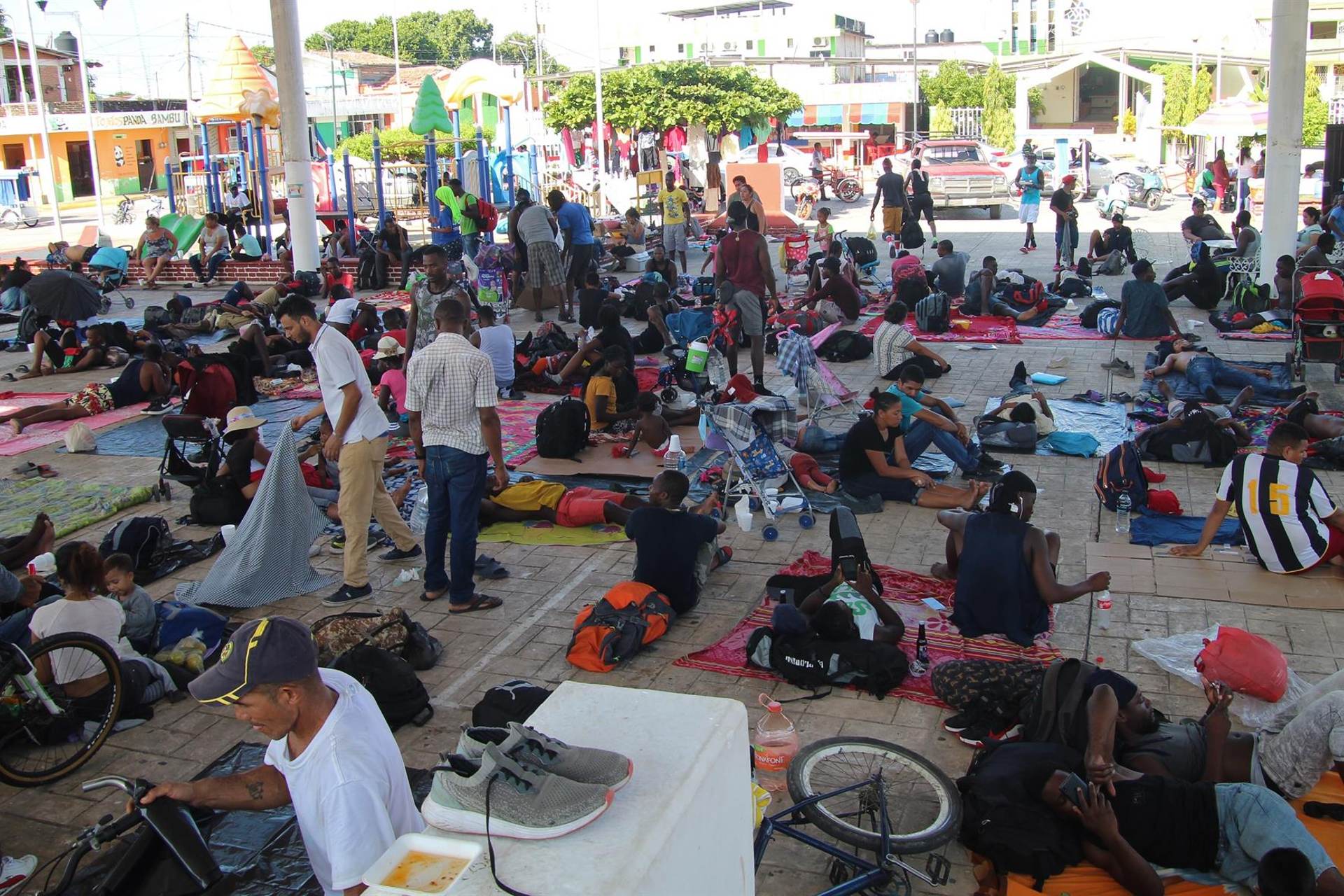 Caravana migrante que transita por Chiapas negociará con INM Caravana migrante que transita por Chiapas negociará con INM