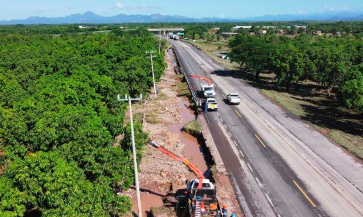 Fitch prevé que Reforma Eléctrica desatará arbitrajes internacionales