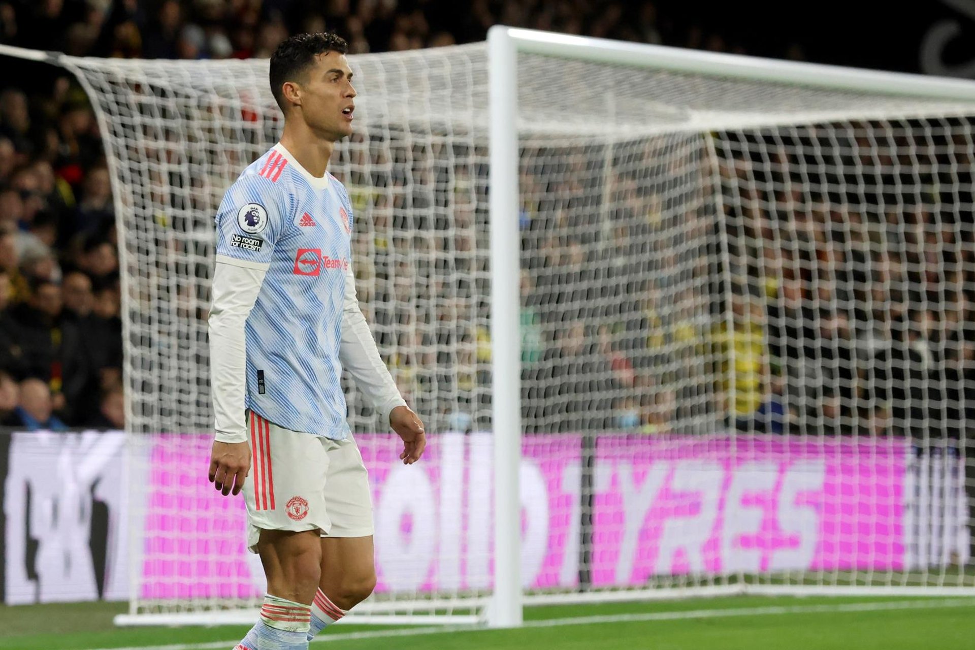 Manchester United convoca reunión de emergencia y aprieta por Zidane