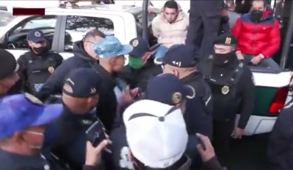 Desalojo en la colonia Portales Oriente termina en trifulca; hay 10 detenidos