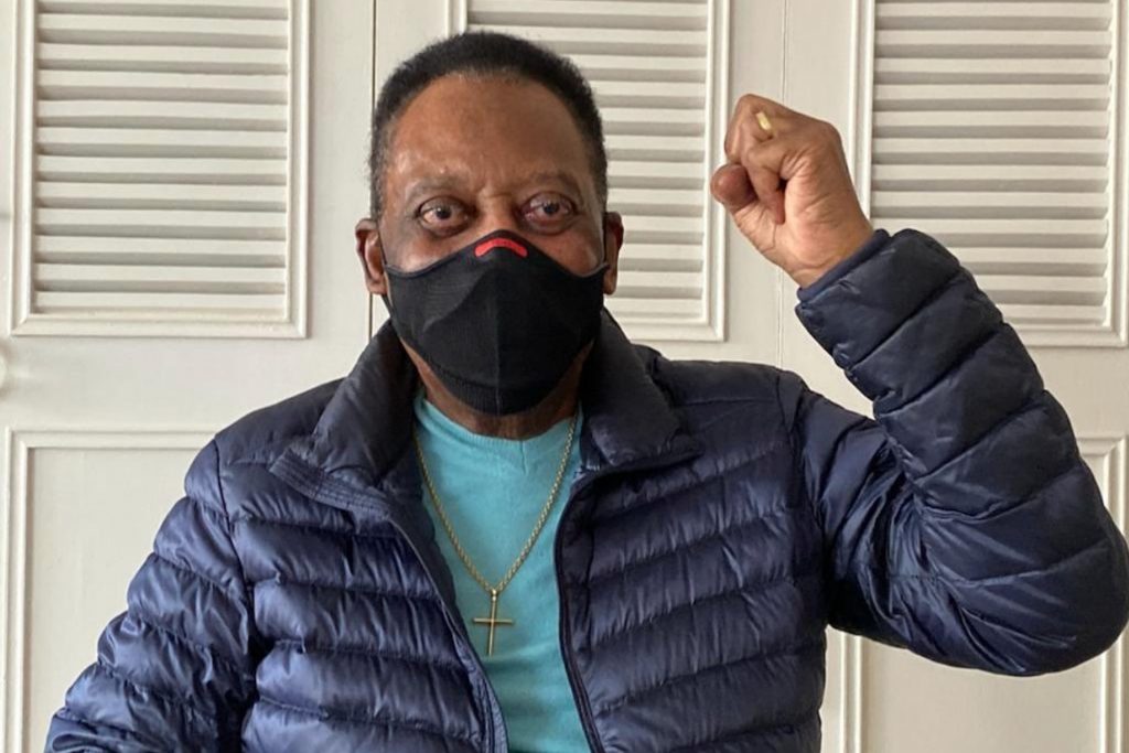 Hospitalizan a Pelé para continuar tratamiento de quimioterapia - edson-arantes-do-nascimento-pele-1024x683