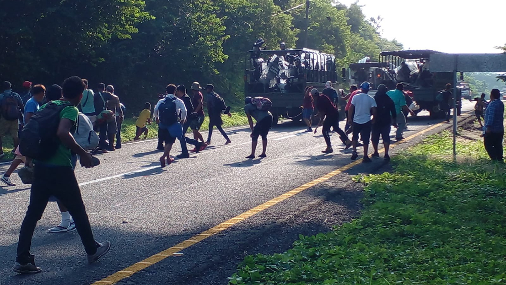 Caravana migrante choca con Guardia Nacional en Chiapas
