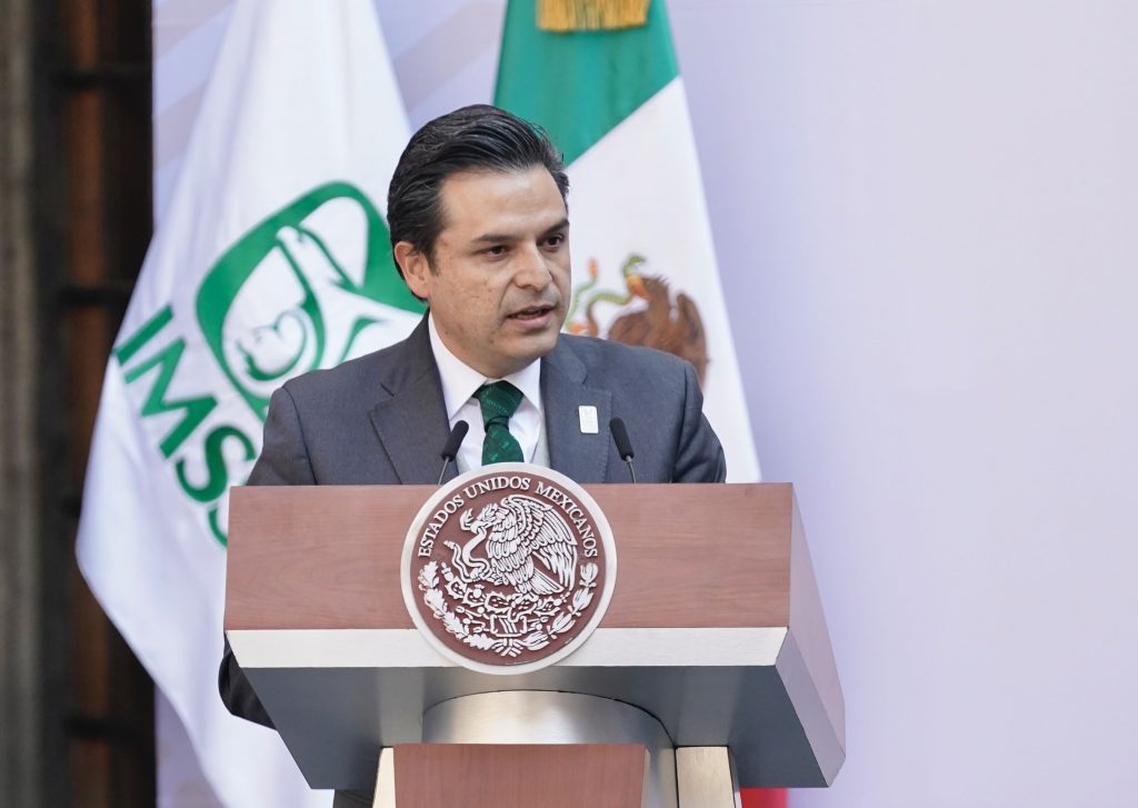 Logró IMSS mayores ingresos obrero-patronales; hay suficiencia financiera por 12 años: Zoé Robledo - imss-2-1024x727