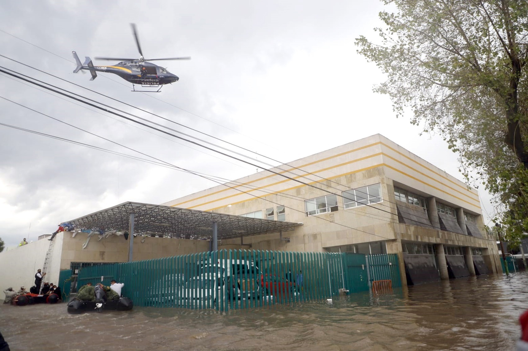 Gobierno de México admite que hospital de Tula se inundó por desfogue de presas Gobierno de México admite que hospital de Tula se inundó por desfogue de presas