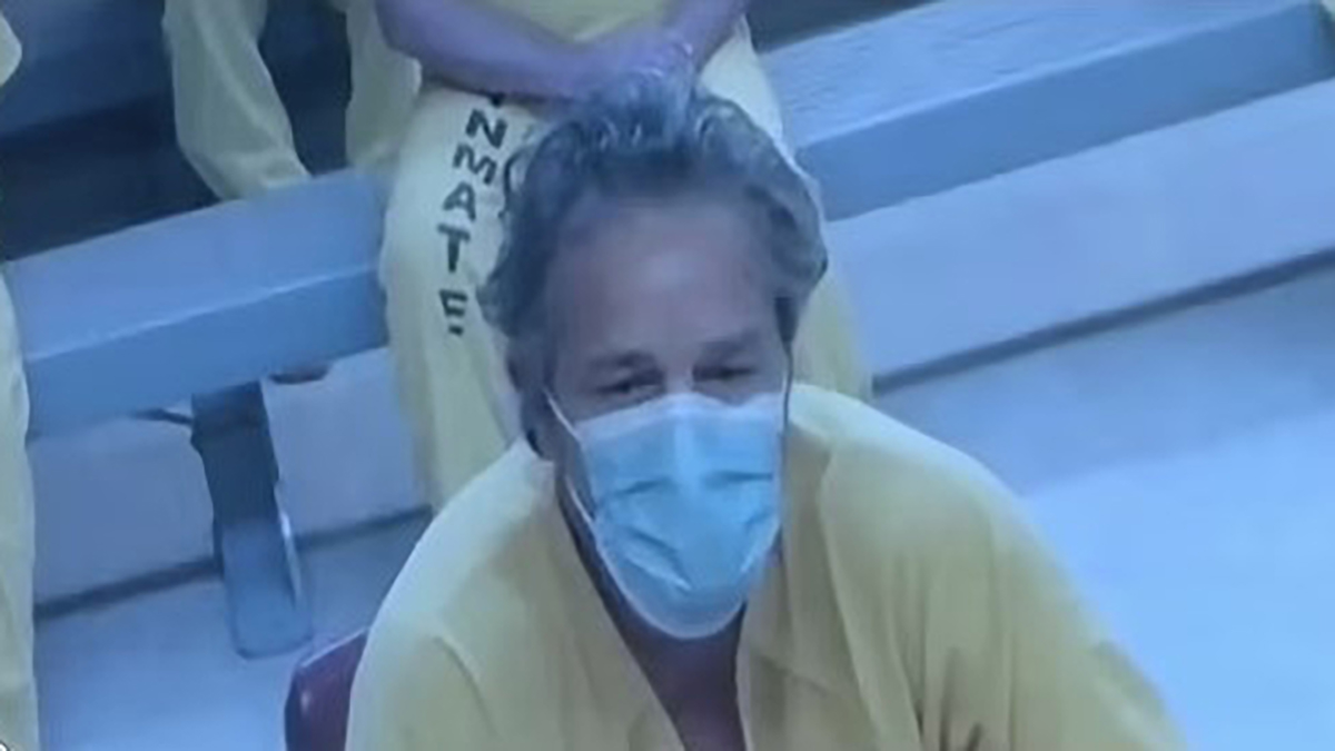 Hombre asesina a novio de su hija tras enterarse de que la vendió a una red de trata Hombre asesina a novio de su hija tras enterarse de que la vendió a una red de trata