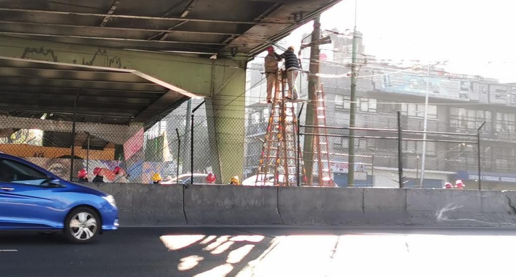 Tren Ligero cierra 4 estaciones por choque en Calzada de Tlalpan