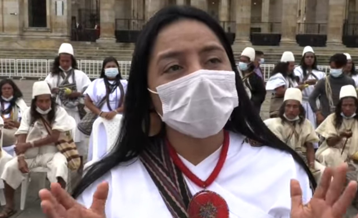 Cientos de indígenas piden al Gobierno colombiano proteger territorios de extractivismo –