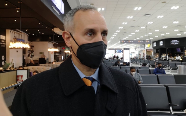 México buscará compartir producción y distribución de vacunas con EE.UU. y Canadá, asegura López-Gatell México buscará compartir producción y distribución de vacunas con EE.UU. y Canadá, asegura López-Gatell