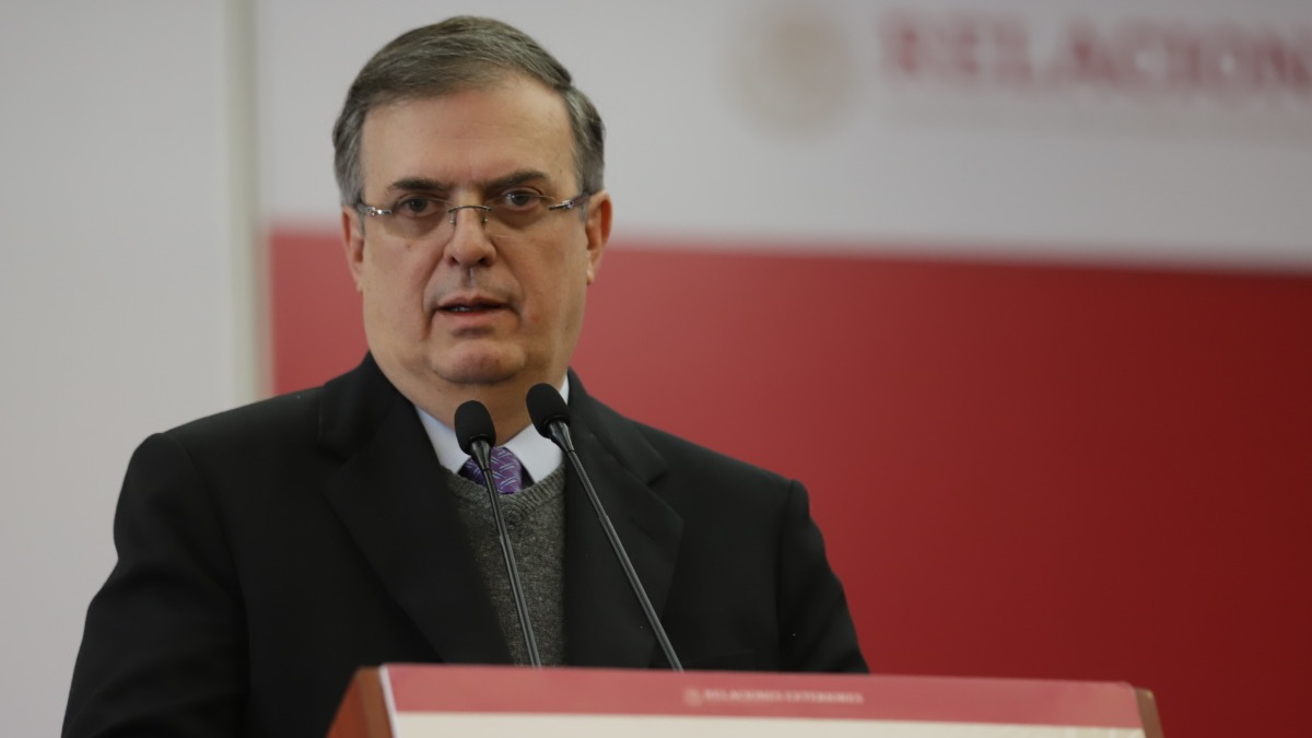 Discurso del INE de defender la democracia se desmorona: Ebrard sobre aplazar Revocación de Mandato
