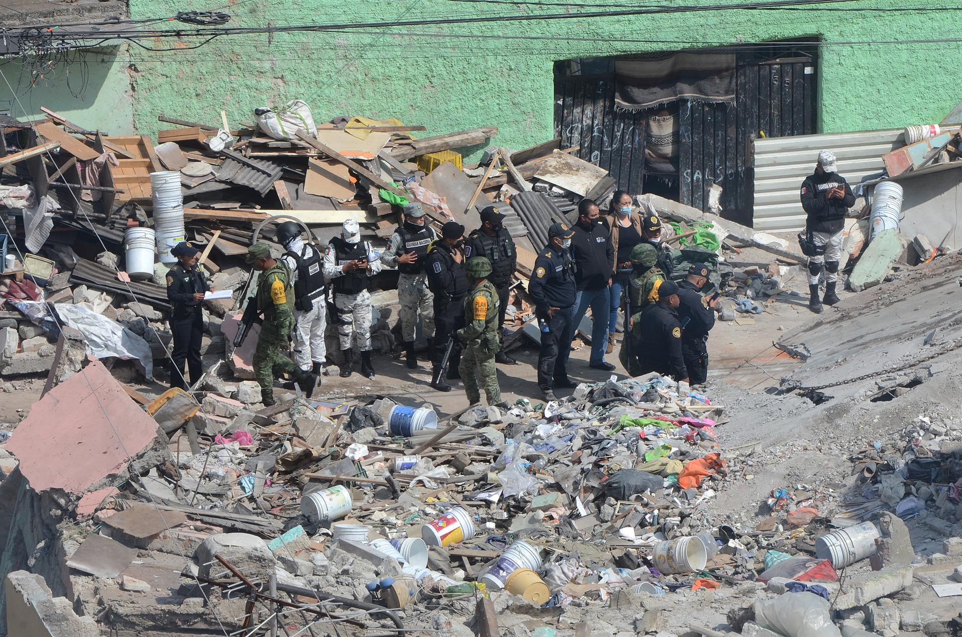 Dan primeros apoyos a 28 familias afectadas por explosión en la Pensil Norte