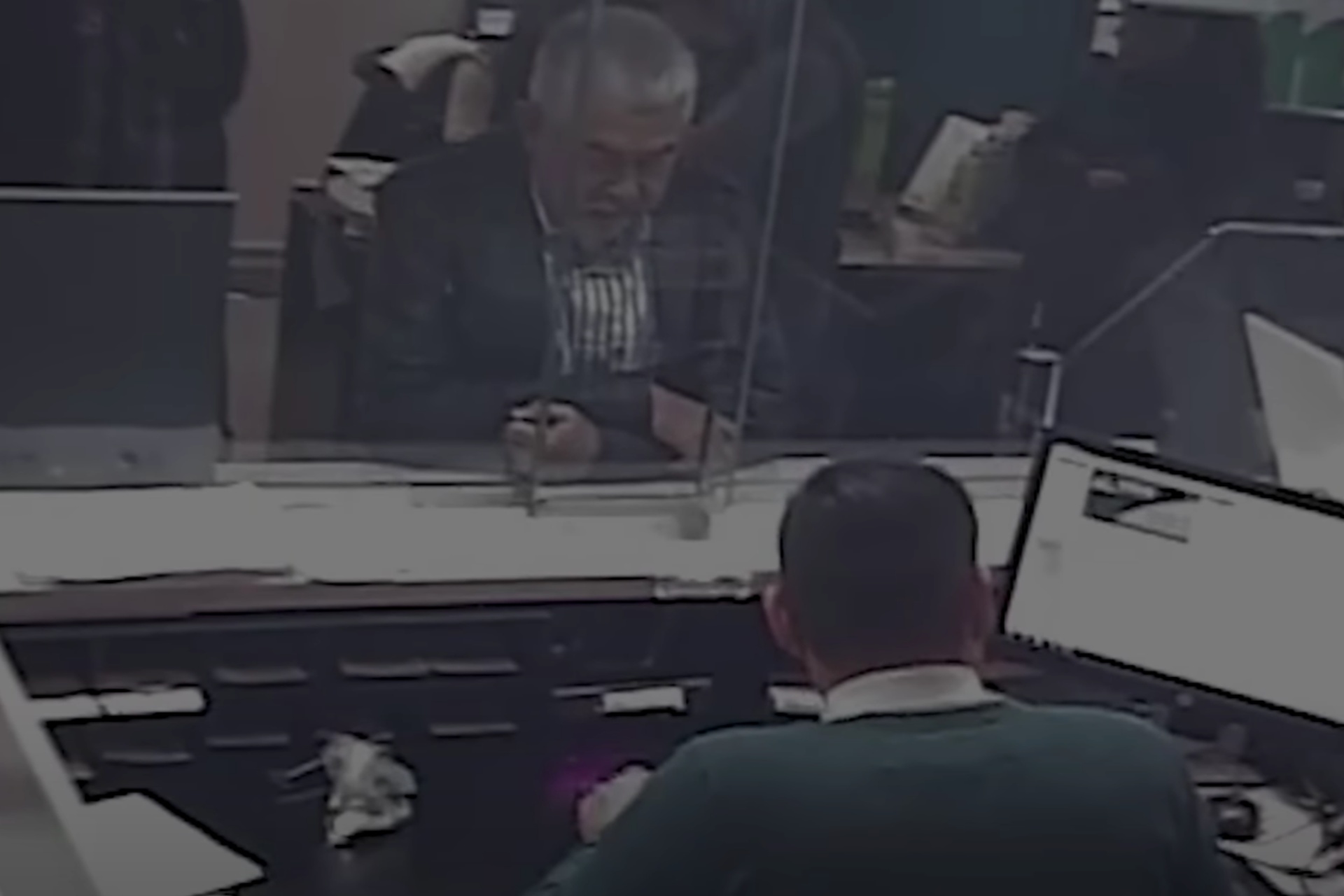 AMLO niega que secretario particular cometiera delito con dinero irregular