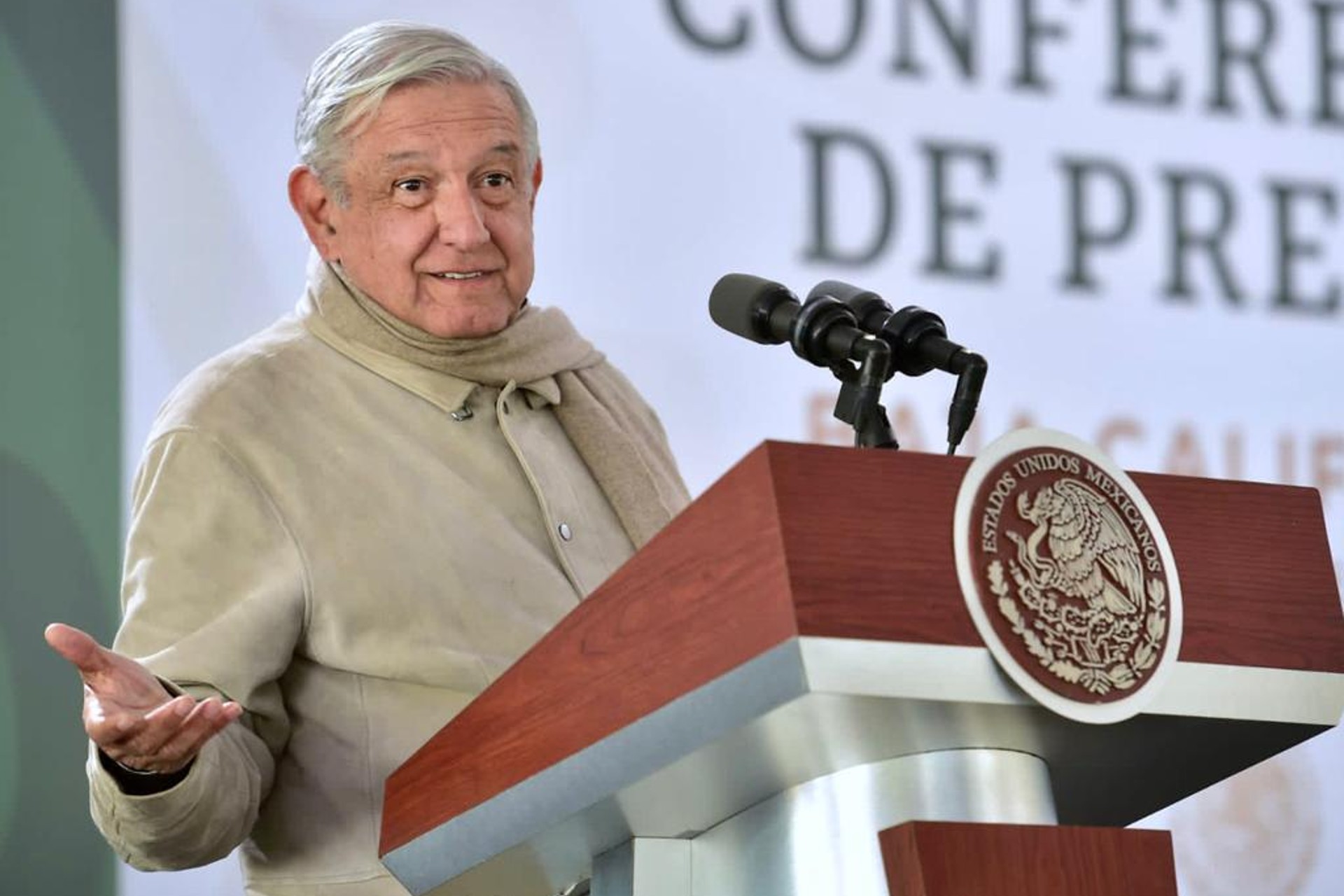 López Obrador exige que se respete a migrantes en Estados Unidos