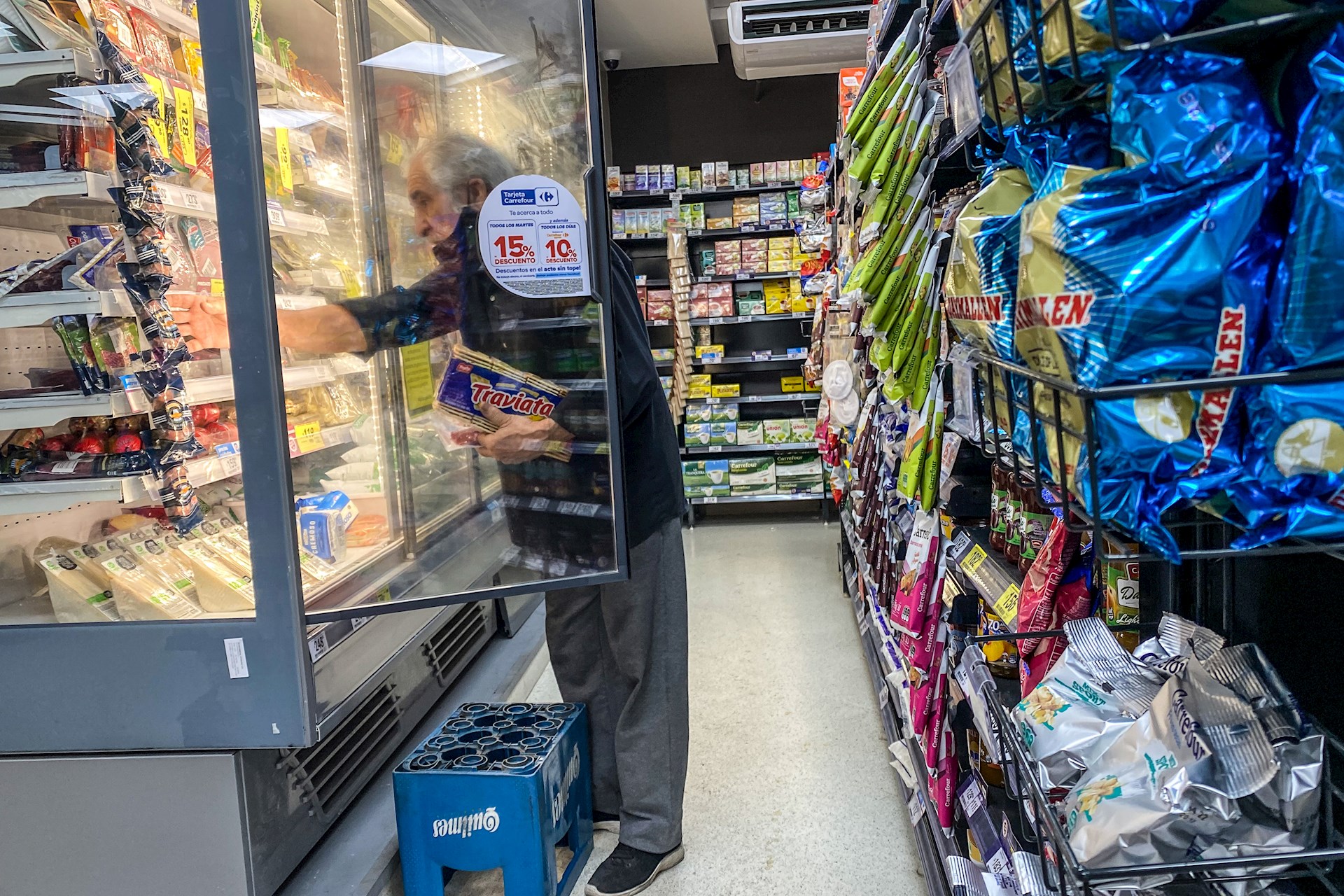 Argentina anuncia medidas para paliar el efecto de la devaluación de la moneda