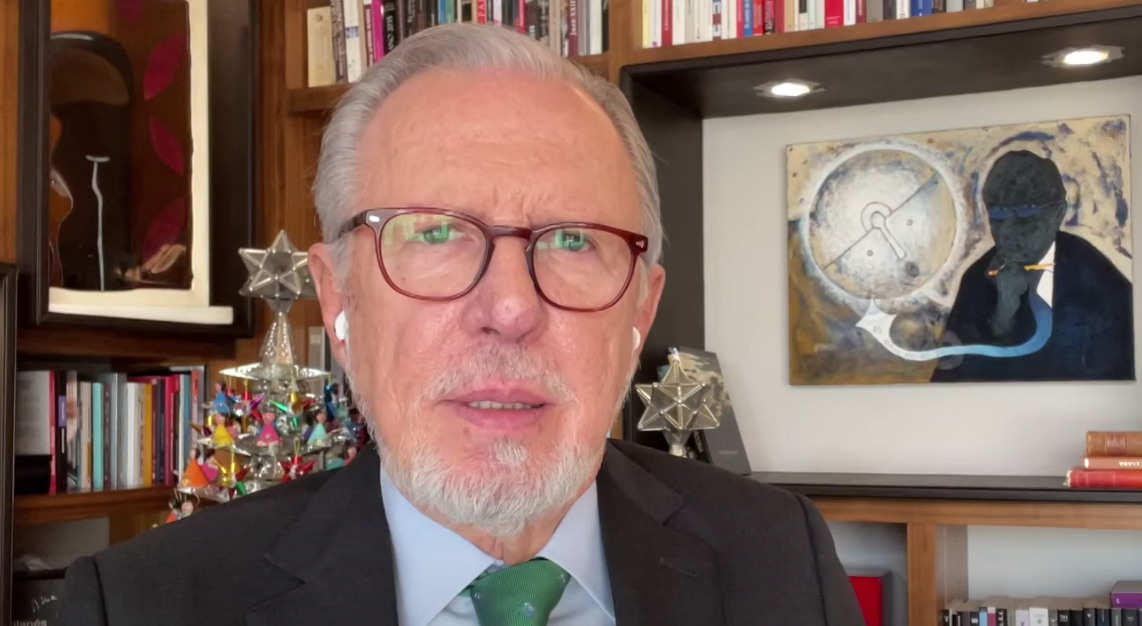 ¡Las noticias! Morena aprovecha el AMLOFEST para juntar firmar para la revocación de mandato