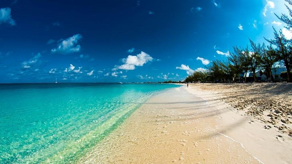 Islas Caimán extienden su prohibición a los cruceros por variante Ómicron Islas Caimán extienden su prohibición a los cruceros por variante Ómicron