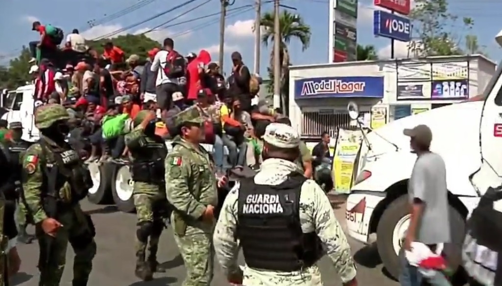 Chocan en Veracruz caravana migrante y Guardia Nacional - choque-entre-migrantes-y-guardia-nacional-en-veracruz