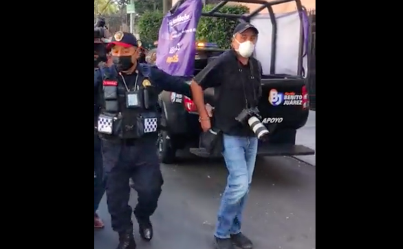 Liberan a fotoperiodista de la agencia Reuters detenido en Benito Juárez Liberan a fotoperiodista de la agencia Reuters detenido en Benito Juárez