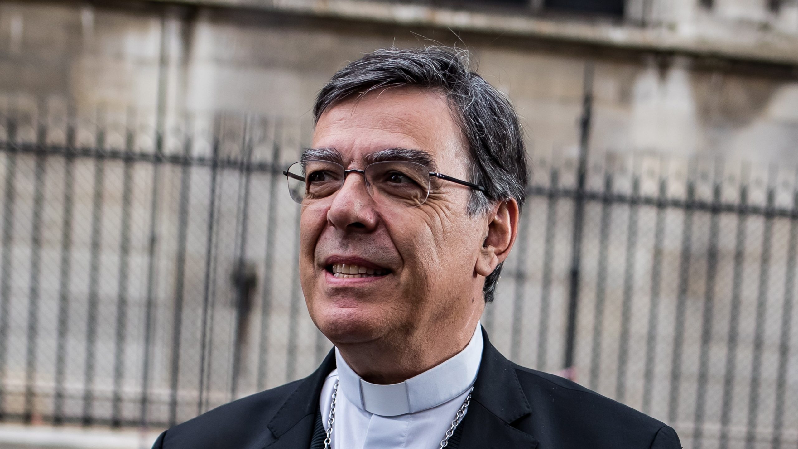 Papa Francisco afirma que relación de exarzobispo de París con mujer “no es un pecado grave”