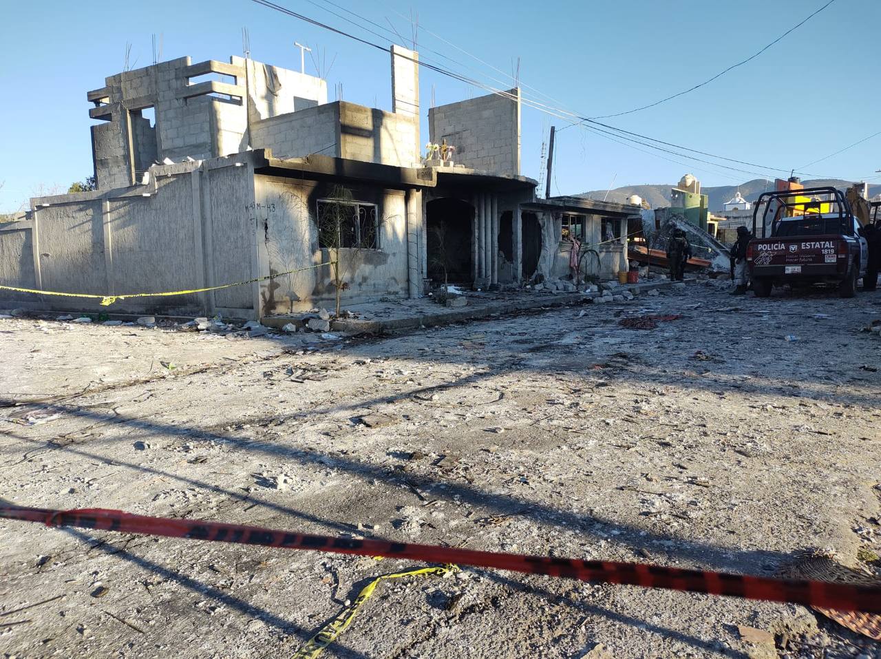 Suman 6 muertos por explosión de polvorín en Puebla Suman 6 muertos por explosión de polvorín en Puebla
