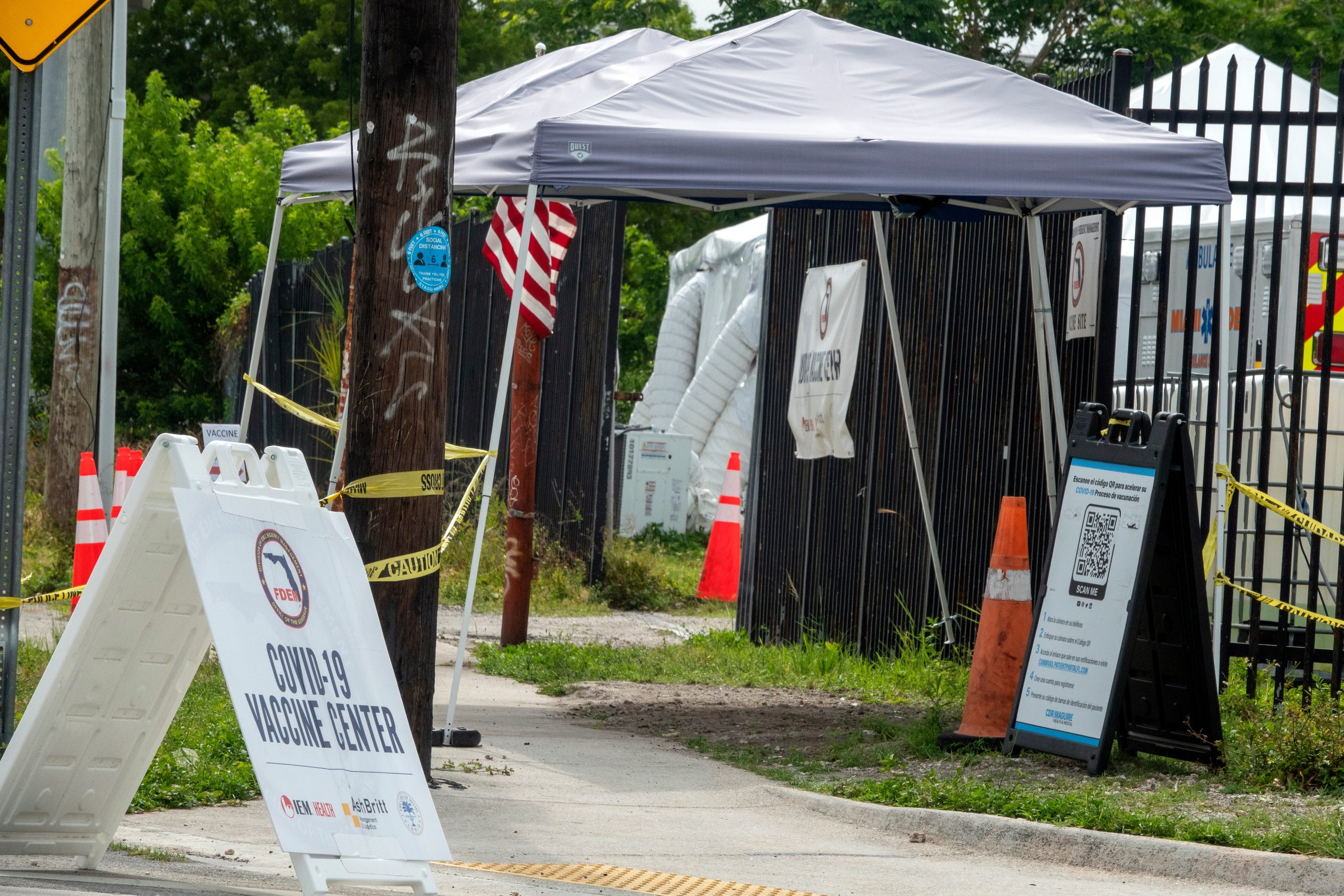 Florida registra más de 75 mil 900 nuevos casos y despide el año con otro récord