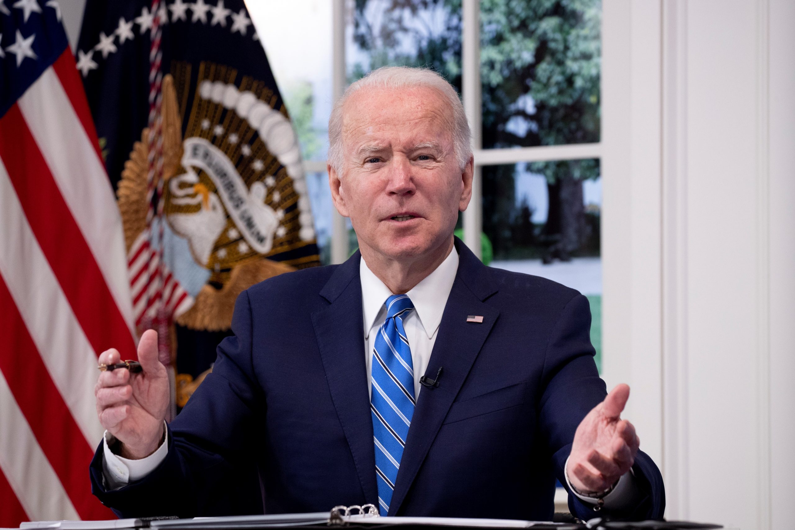 Biden no descarta exigir vacunas a viajeros en EE.UU. si lo aconseja su equipo