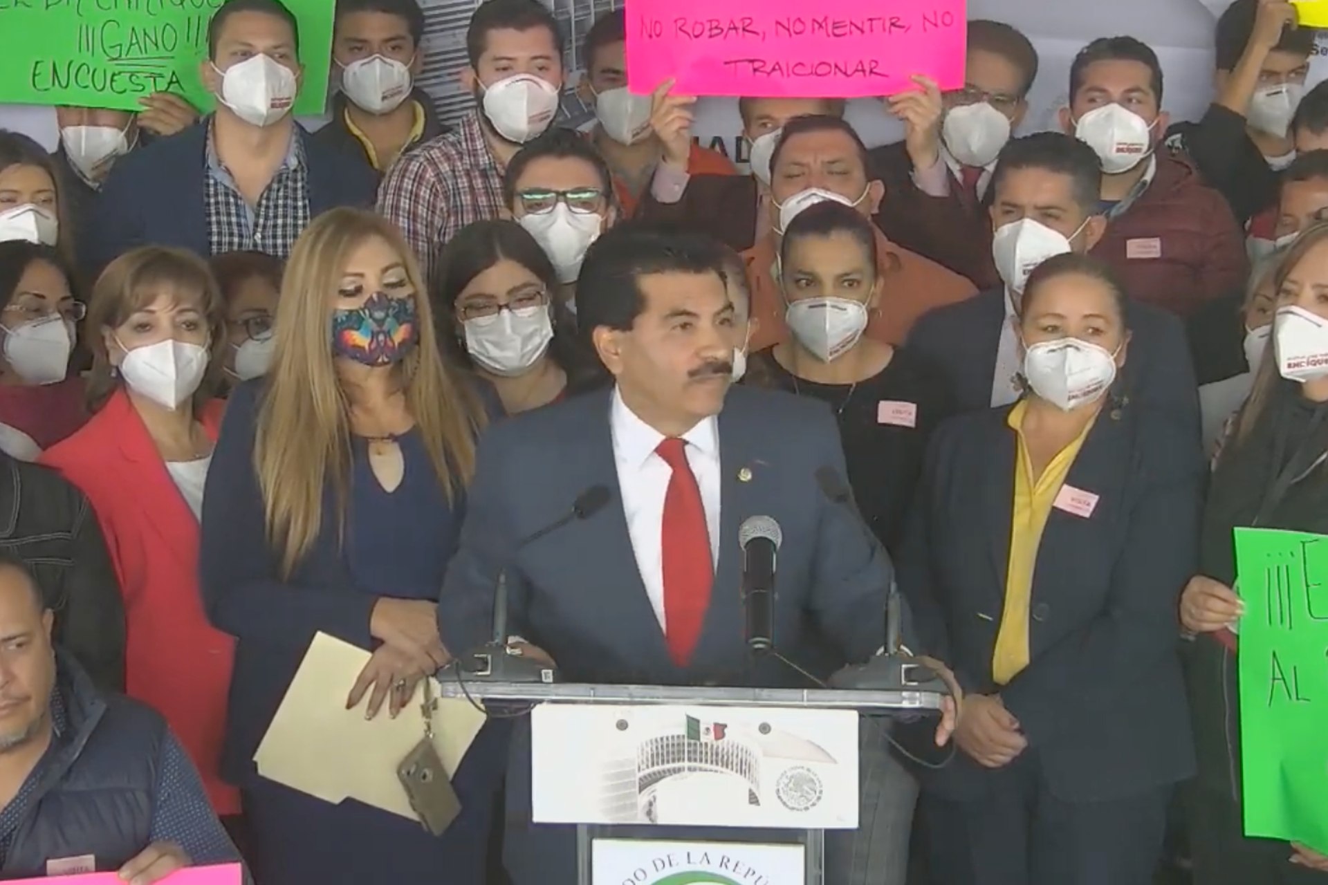 “A ver quién amarra al tigre”: senador Enríquez exige a Morena rectificar candidatura en Durango