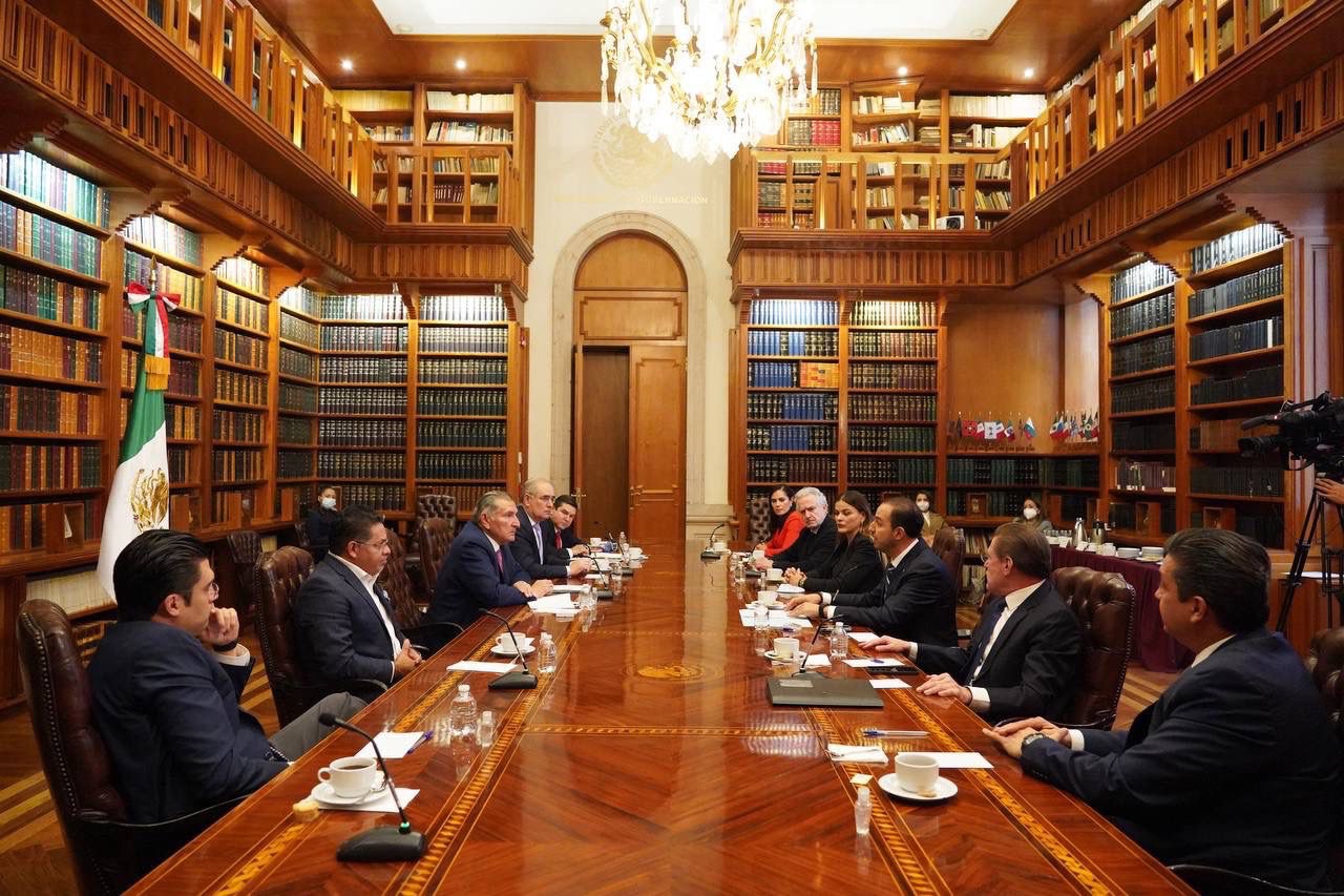 Gobierno de México y PAN acuerdan mesas de diálogo