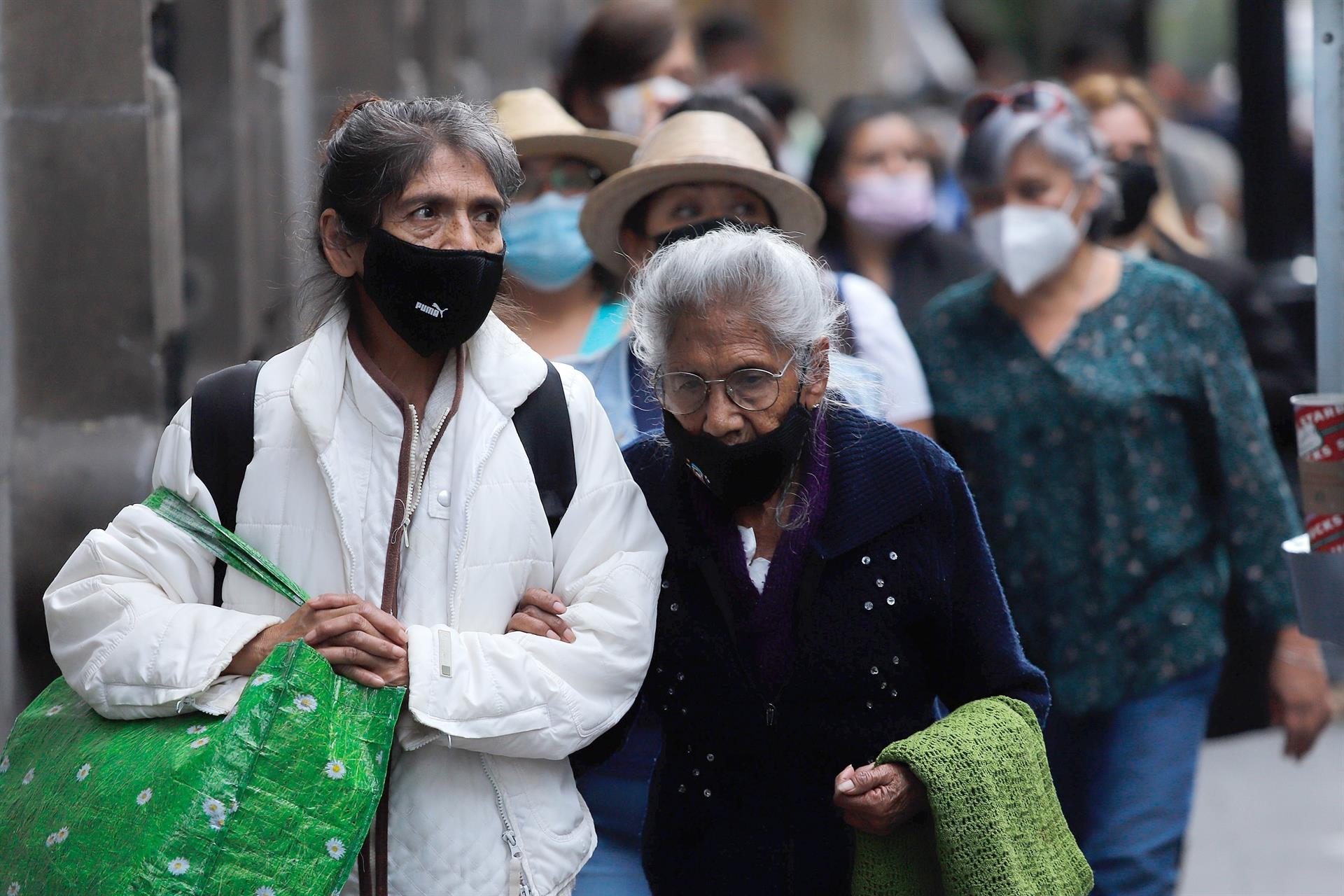 El mundo puede evitar que ómicron genere otra crisis global: Dr. Tedros