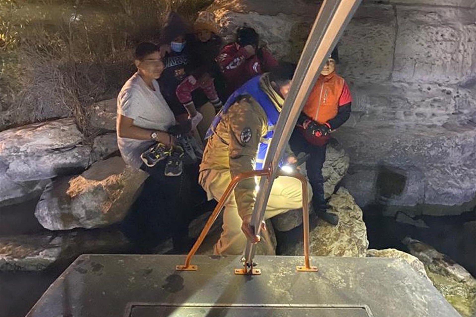 INM rescata a cinco migrantes de las aguas del río Bravo