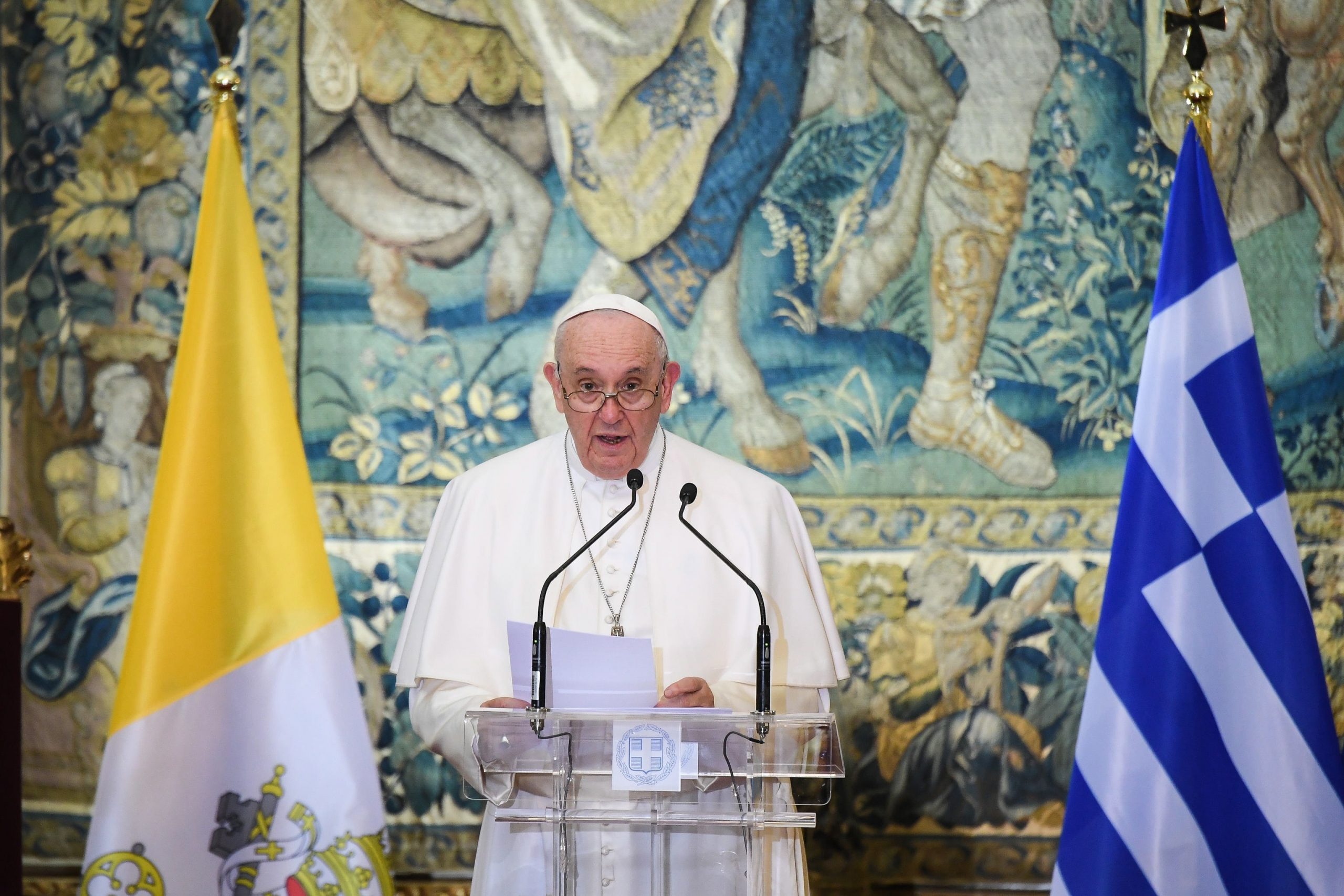 Papa Francisco se pronuncia por política común en materia de migración para Europa