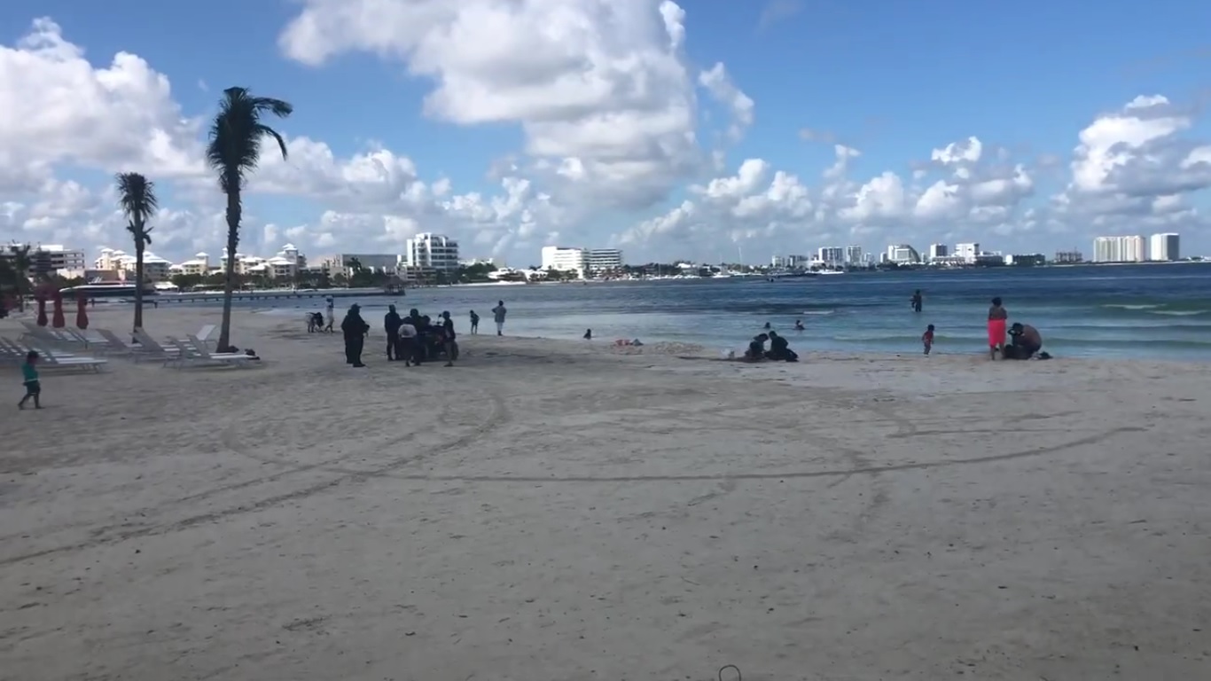 Nueva balacera en Cancún, ahora en Playa Langosta Nueva balacera en Cancún, ahora en Playa Langosta