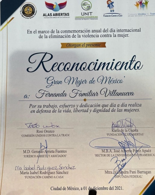 Reconocen a Fernanda Familiar como 'Gran Mujer de México' por su lucha contra la trata - reconocimiento-de-fernanda-familiar-como-gran-mujer-de-mexico