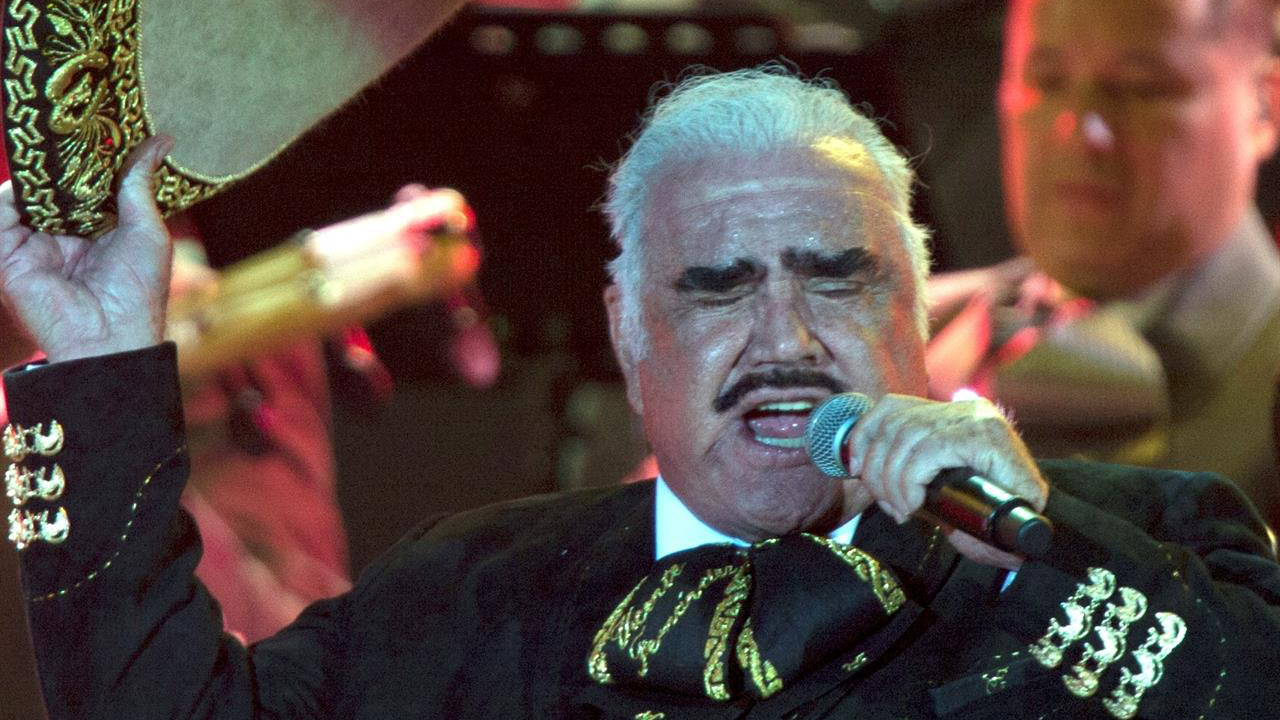Reconoce Manuel Mijares calidad vocal de Vicente Fernández; “era un maestrazo”, afirma