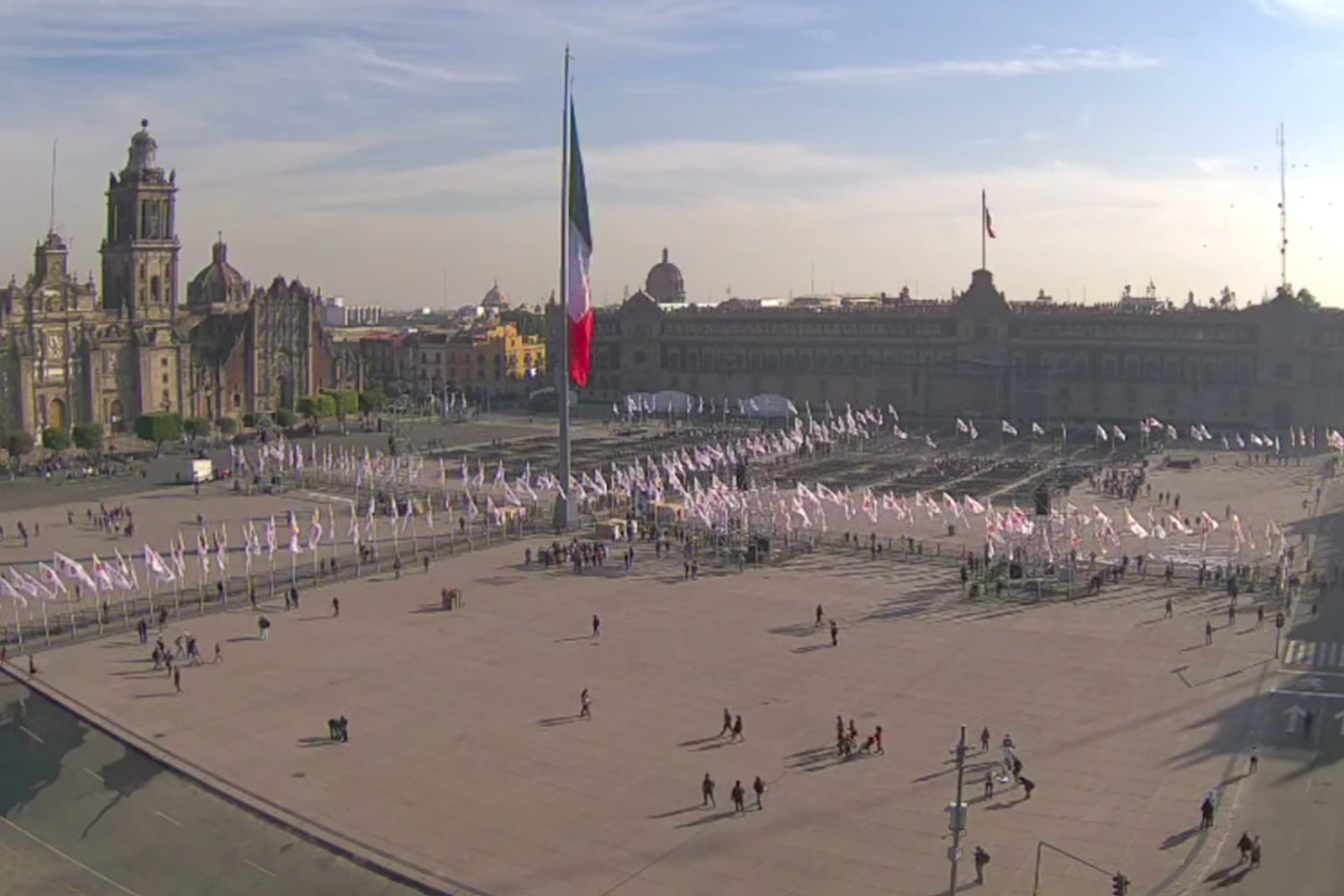 Cierran calles aledañas al Zócalo de la CDMX por informe de AMLO