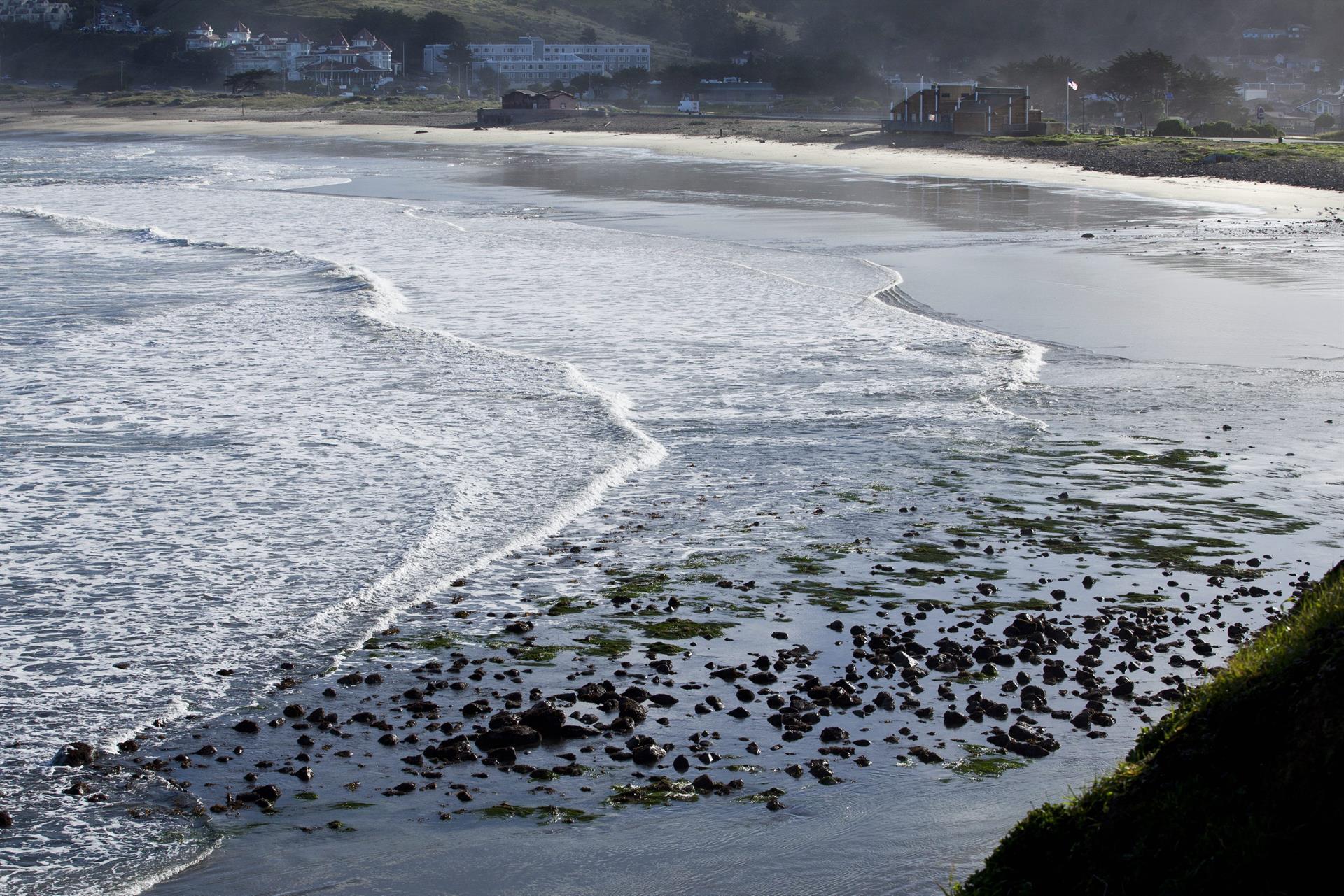 EE.UU. levanta alerta de tsunami, sin registrar daños graves EE.UU. levanta alerta de tsunami, sin registrar daños graves