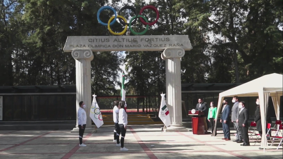 Abanderan a delegación mexicana que participará en Juegos Olímpicos de Invierno